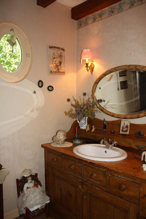 Petite Maison Berrichonne Charost Dış mekan fotoğraf